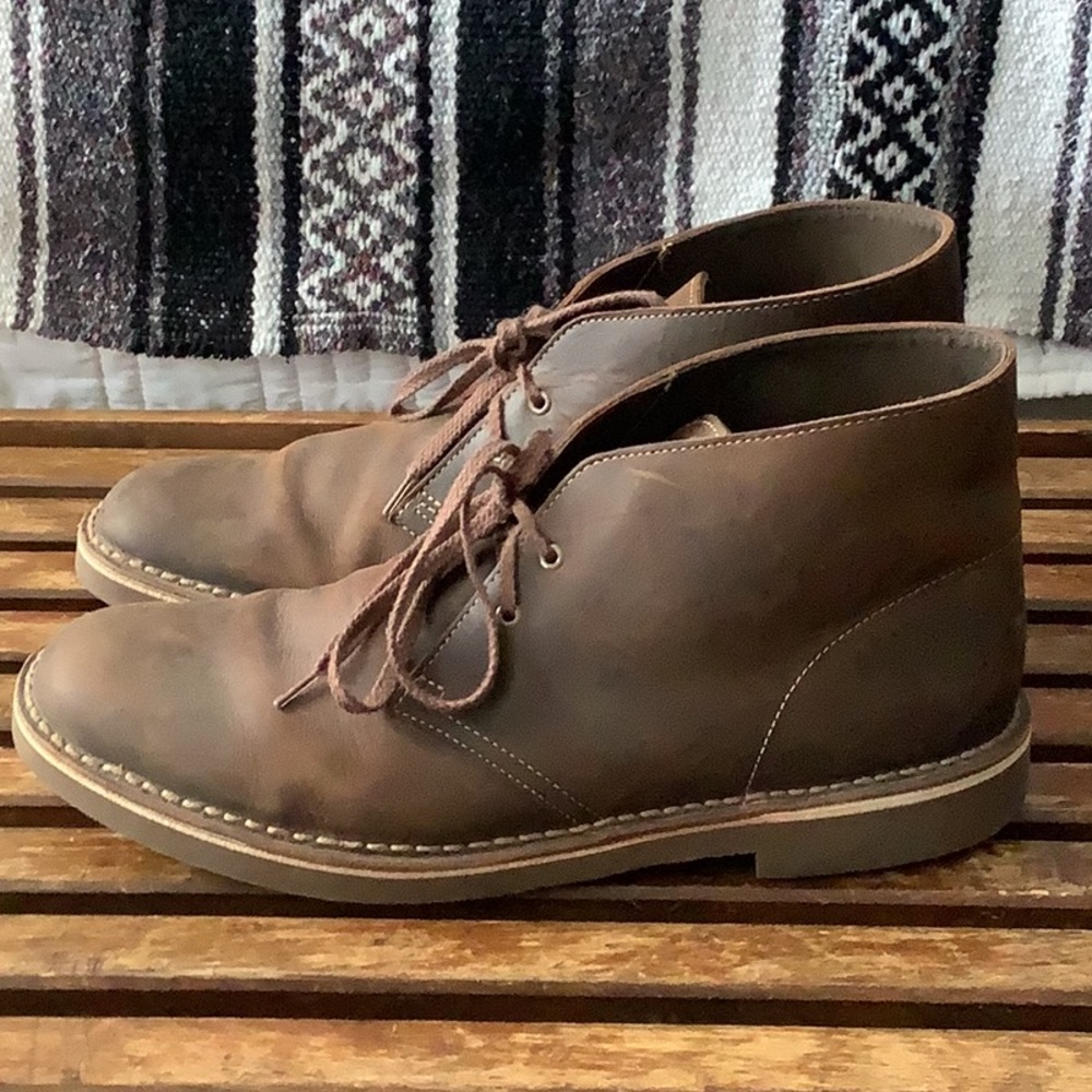 Men’s Clark’s Brown Suede Ankle Desert Boots size 11.5